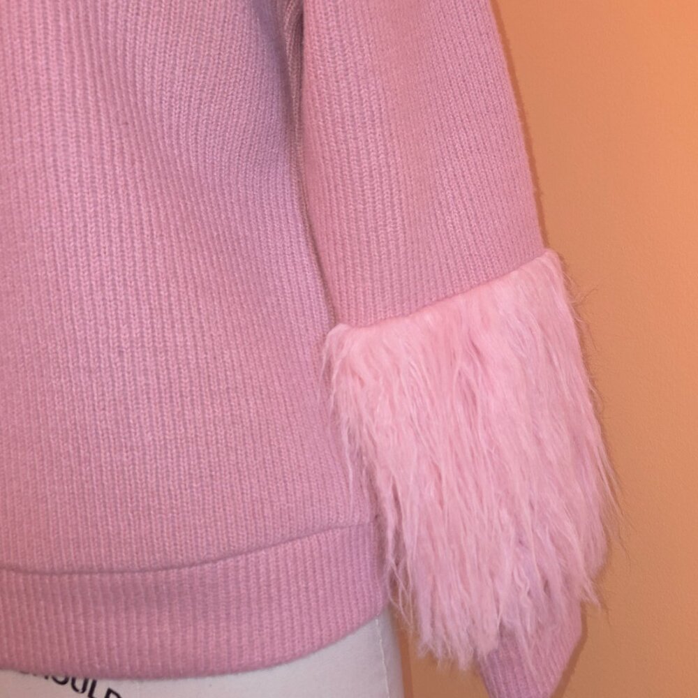 Sweater - Picture 7 of 7